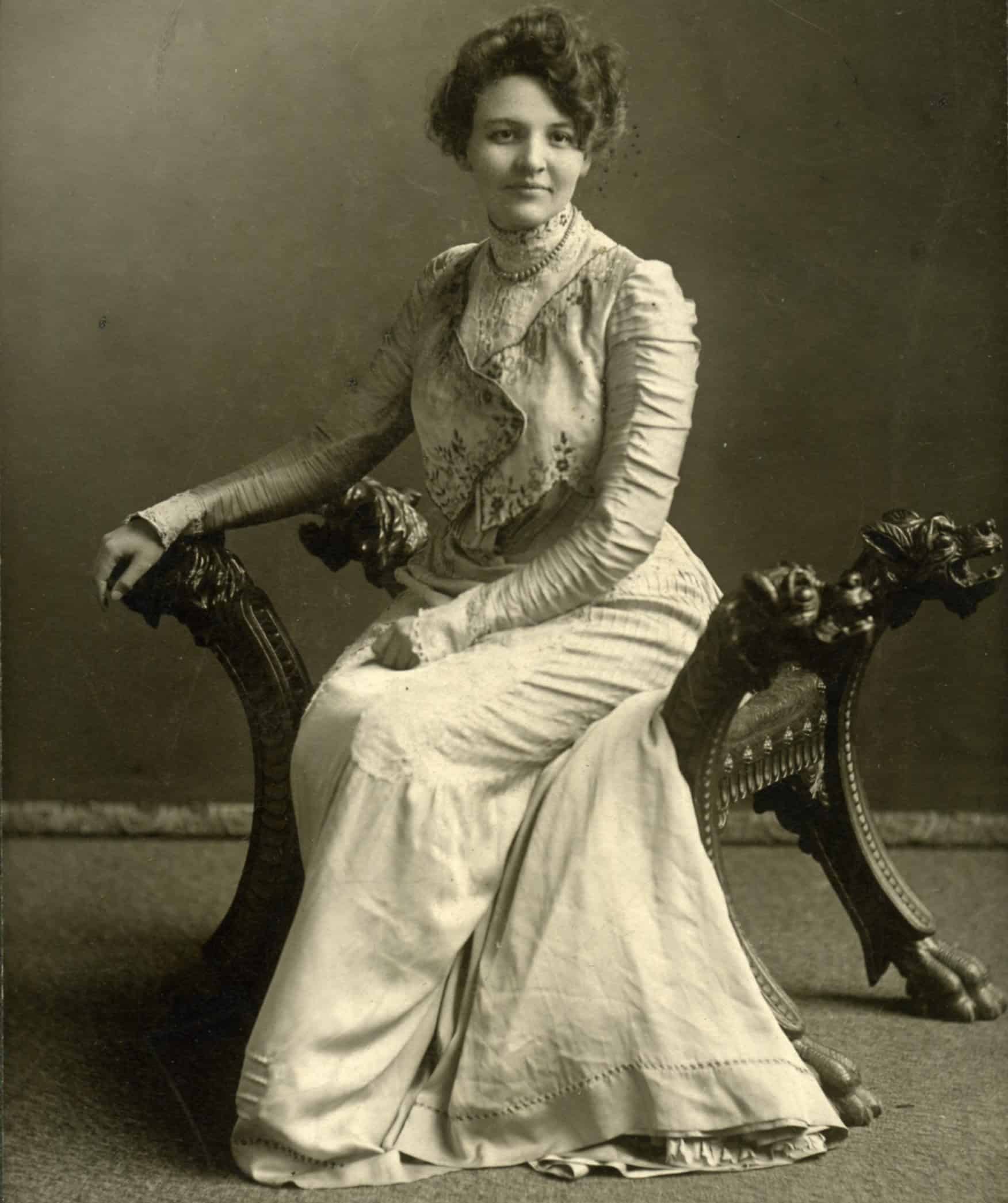 Black-and-white photographic portrait of Edith Carpenter Shepherd, wife of Thomas Shepherd and founder of the Northampton Historical Society.